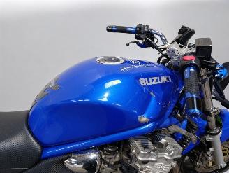 Suzuki Bandit 600  picture 18