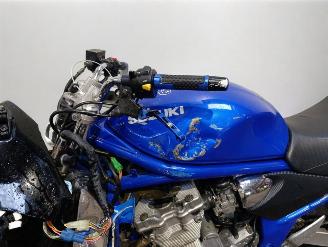 Suzuki Bandit 600  picture 11