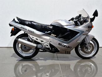 skadebil motor Suzuki GSX 750 F 1990/6