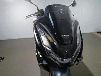 Honda  PCX picture 6
