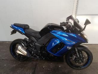 skadebil motor Kawasaki Z 1000 SX 2016/4