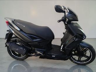 Vaurioauto  scooters Kymco  AGILITY 2025/3