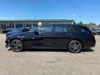 Mercedes E-klasse 300 T AMG Lin *PANO - NAVI - KAM* picture 4