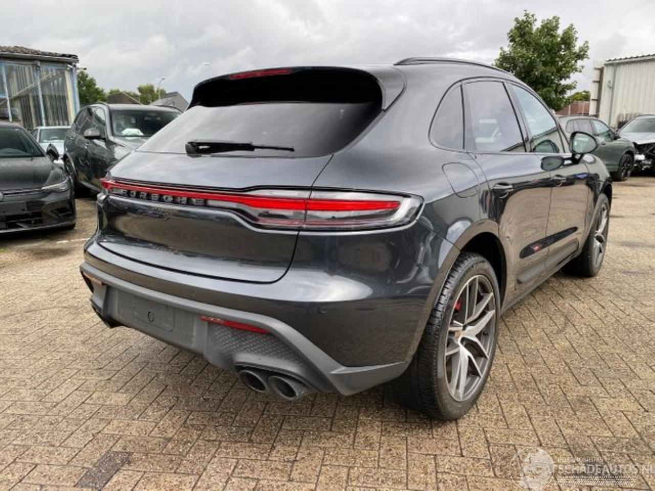 Porsche Macan S *PANO - BOSE - LUFTFEDER - AHK - KAM*