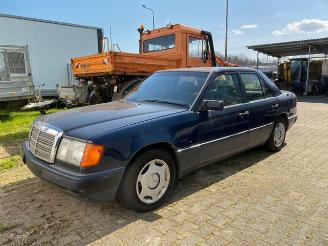 Mercedes E-klasse 230 *Klima* picture 2