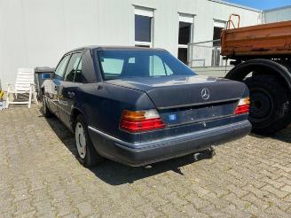 Mercedes E-klasse 230 *Klima* picture 5