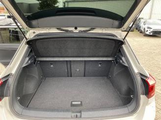 Volkswagen T-Roc 1.5 TSI DSG R-Line * LED - NAV * picture 20