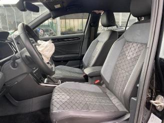 Volkswagen T-Roc 1.5 TSI DSG R-Line *KAM - NAV - LED* picture 12