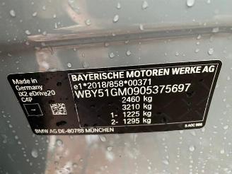 BMW iX2 eDrive20 M Sport *PANO - AHK - KAM - NAVI* picture 26