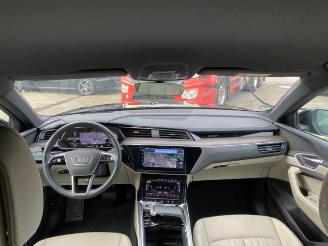 Audi E-tron 50 quattro S line *HEAD-UP - NAVI - KAM* picture 17