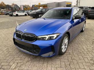 krockskadad bil auto BMW M3 40d xDrive Touring *HEAD-UP - PANO - 360 KAM* 2025/4