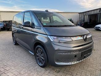 Vrakbiler auto Volkswagen Transporter  2025/6