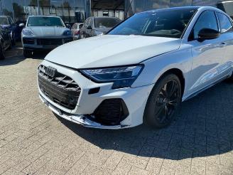 Audi A3 Limousine 30 TFSI S line *PANO - NAVI - KAM* picture 11