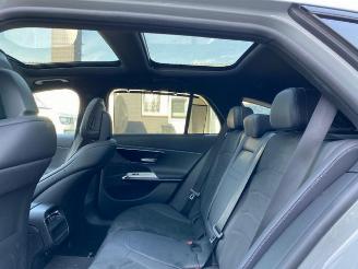 Mercedes E-klasse 300 T AMG Lin Advancd Plus *PANO - 360 KAM* picture 16