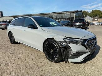 Mercedes E-klasse 300 T AMG Lin Advancd Plus *PANO - 360 KAM* picture 10