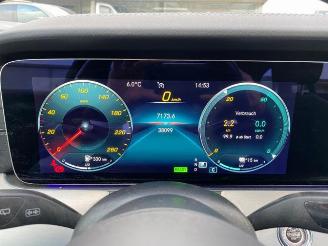 Mercedes E-klasse 300 T AMG Lin *PANO - NAVI - KAM* picture 27