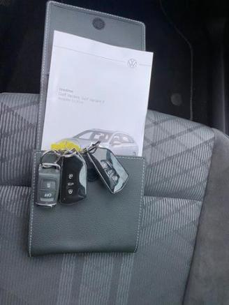 Volkswagen Golf Variant 1.5 eTSI DSG R-Line *NAVI - MATRIX* picture 29