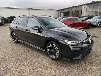 krockskadad bil auto Volkswagen Golf Variant 1.5 eTSI DSG R-Line *NAVI - MATRIX* 2025/1
