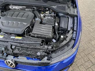 Volkswagen Golf R Variant 4Motion Black Style *MATRIX-PANO* picture 16