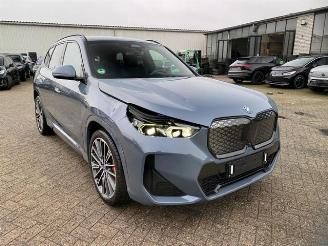 BMW iX1 eDrive20 M Sport Pro HUD/ AHK /Storm damage picture 7