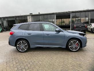 BMW iX1 eDrive20 M Sport Pro HUD/ AHK /Storm damage picture 5