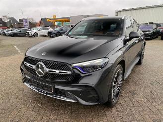 krockskadad bil auto Mercedes GLC 220d 4Matic AMG Line *PANO - AHK - 360 KAM* 2024/11