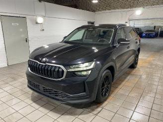 damaged passenger cars Skoda Kodiaq iV 1.5 TSI e-Hybrid Selection 2025/2