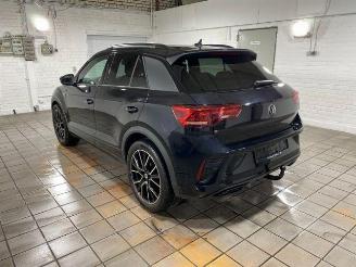 Vaurioauto  passenger cars Volkswagen T-Roc 1.5 TSI DSG R-Line AHK/KAM/NAVI 2024/9
