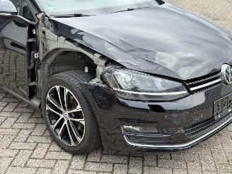 Volkswagen Golf 1.2 TSI Allstar Pano Navi Led Xenon Stoelverw picture 4