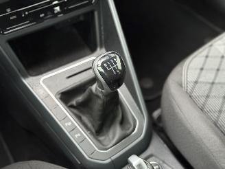 Volkswagen Polo 1.0 TSI R-Line Acc Clima CarPlay Dodehoek picture 28