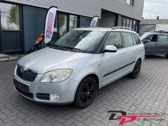 Autoverwertung Skoda Fabia Fabia II Combi, Combi 5-drs, 2007 / 2015 1.4i 16V 2008/10