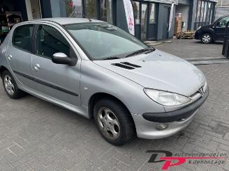 Peugeot 206 206 (2A/C/H/J/S), Hatchback, 1998 / 2012 1.4 XR,XS,XT,Gentry picture 3