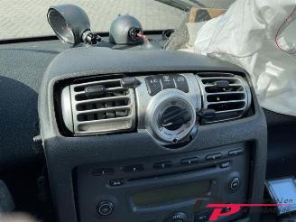 Smart Fortwo Fortwo Coupe (451.3), Hatchback 3-drs, 2007 1.0 52kW,Micro Hybrid Drive picture 16