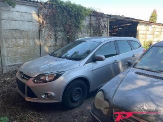 demontáž osobní automobily Ford Focus Focus 3 Wagon, Combi, 2010 / 2020 1.0 Ti-VCT EcoBoost 12V 125 2012/9