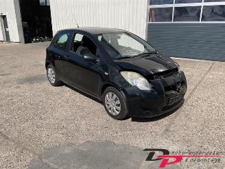 Uttjänta bilar auto Toyota Yaris Yaris II (P9), Hatchback, 2005 / 2014 1.3 16V VVT-i 2007/6