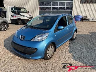  Peugeot 107 107, Hatchback, 2005 / 2014 1.0 12V 2006/3