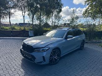 Voiture accidenté BMW 3-serie BMW 320e Touring M Sport Panorama HUD AHK VOL Hybrid 2023/3
