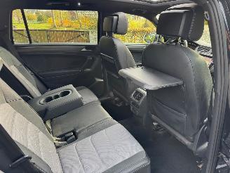 Volkswagen Tiguan Volkswagen Tiguan Allspace Highline 4Motion PANO HUD Trekhaak VOL picture 17