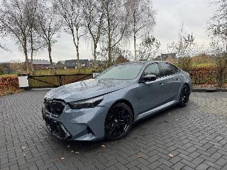 krockskadad bil auto BMW M5 BMW M5 Limousine Panorama AHK HUD 720pk Ambiance START en RIJD VOL 2025/5