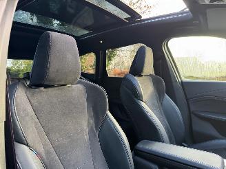 BMW X1 BMW X1 30 e xDrive M Sport PANO Trekhaak 360view HUD Start en rijd! picture 8