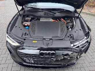 Audi Q8 Audi Q8 e-tron 55 Quattro S-line PANORAMA AHK Camera picture 19