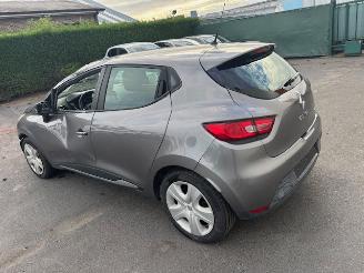 Voiture accidenté Renault Clio  2015/7