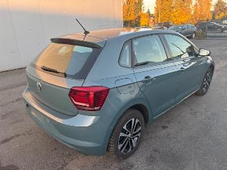 krockskadad bil auto Volkswagen Polo IQ DRIVE 2019/7
