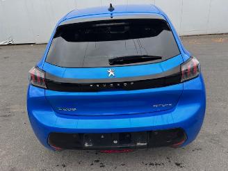 damaged passenger cars Peugeot e-208 GT LINE 2020/10