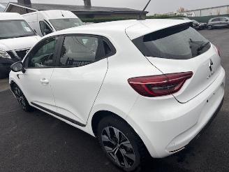 Renault Clio LIMITED picture 2