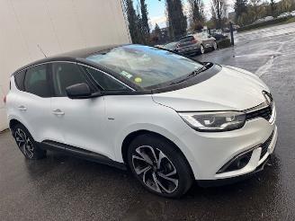skadebil auto Renault Scenic BOSE AUTOMAAT 2018/2