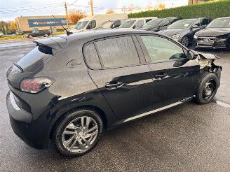 Peugeot 208 STYLE picture 3