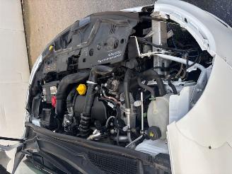 Renault Clio  picture 8