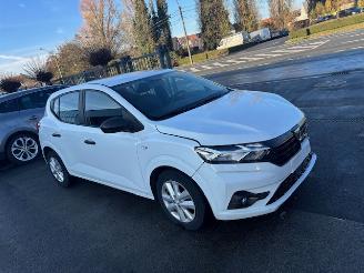 krockskadad bil auto Dacia Sandero GPL 2021/6