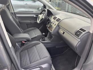 Volkswagen Touran GEEN SCHADE EN ETAT NO DAMAGE picture 8